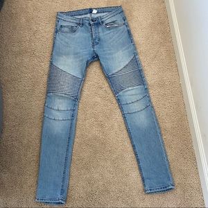 SOLD H&M Skinny Jeans